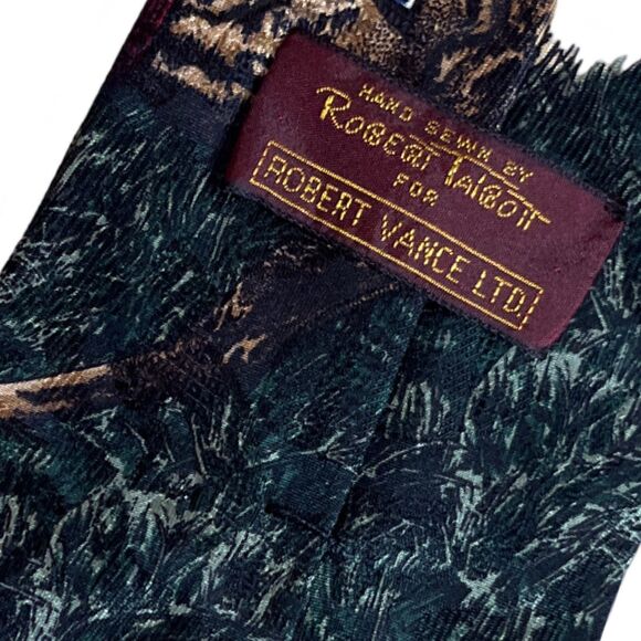 Tie Equestrian Print Horse & Rider Silk Hand Made in USA by Brand Robert Talbott - Picture 3 of 3